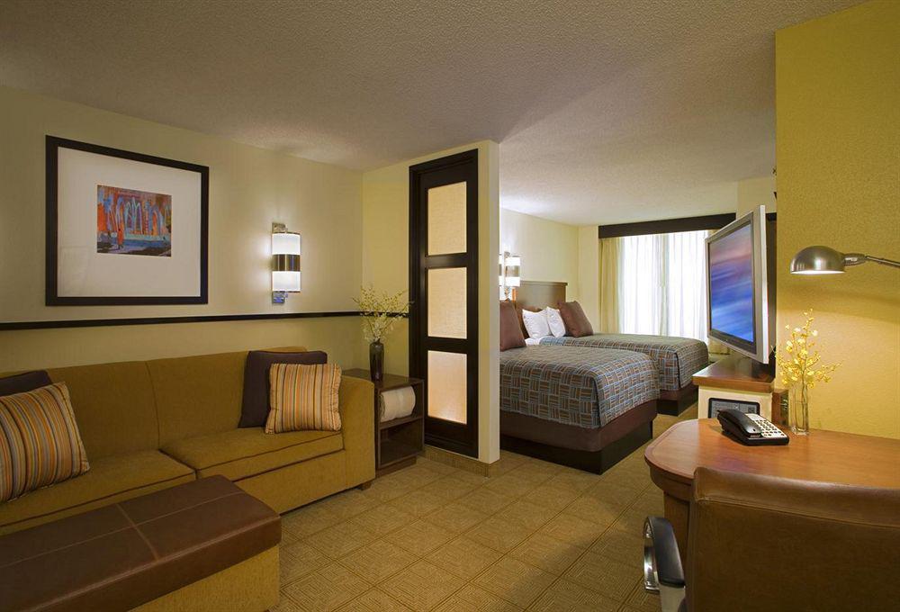 Hyatt Place Charlotte Arrowood Oda fotoğraf